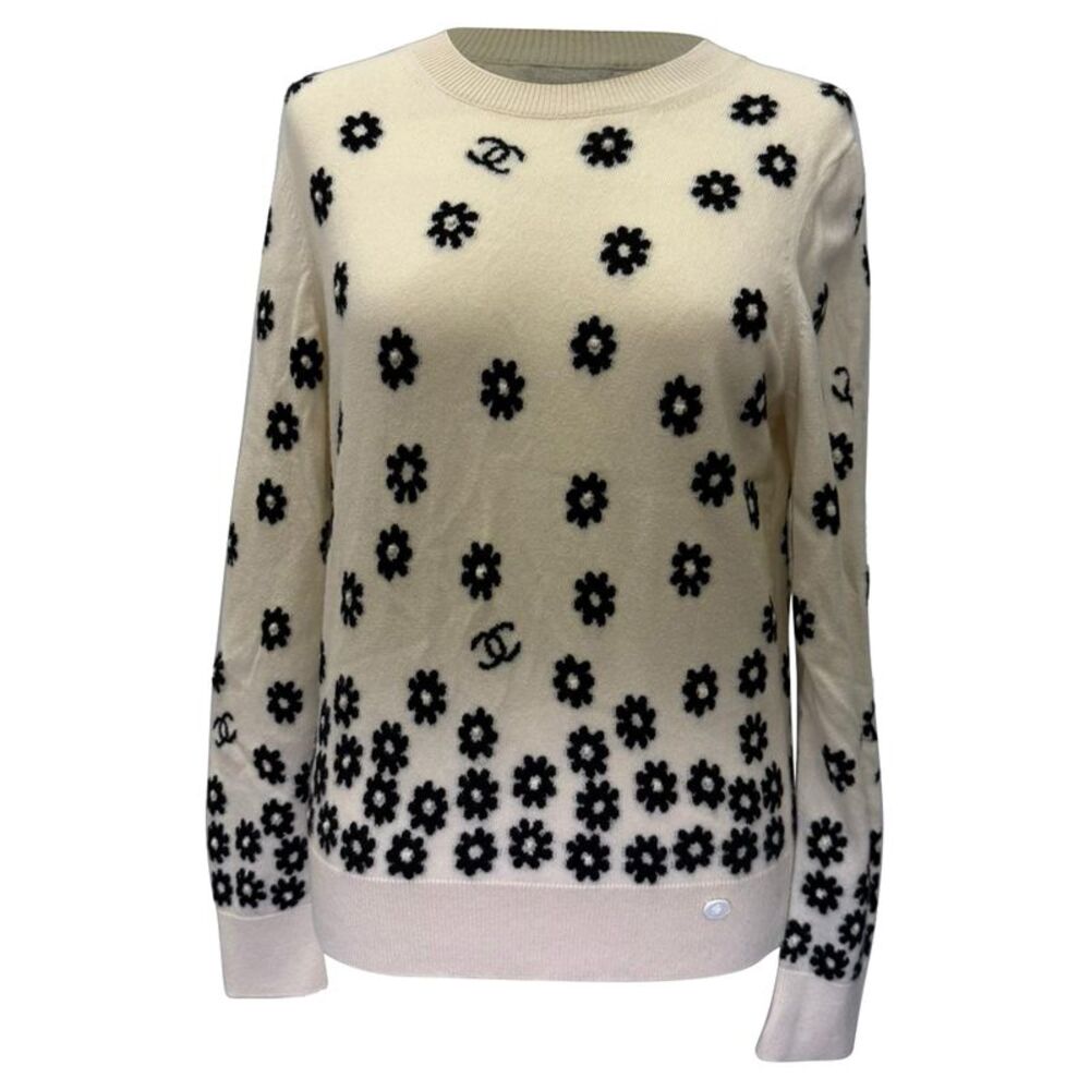 Chanel Daisy Flora Knitted Sweater in Cream Cashmere